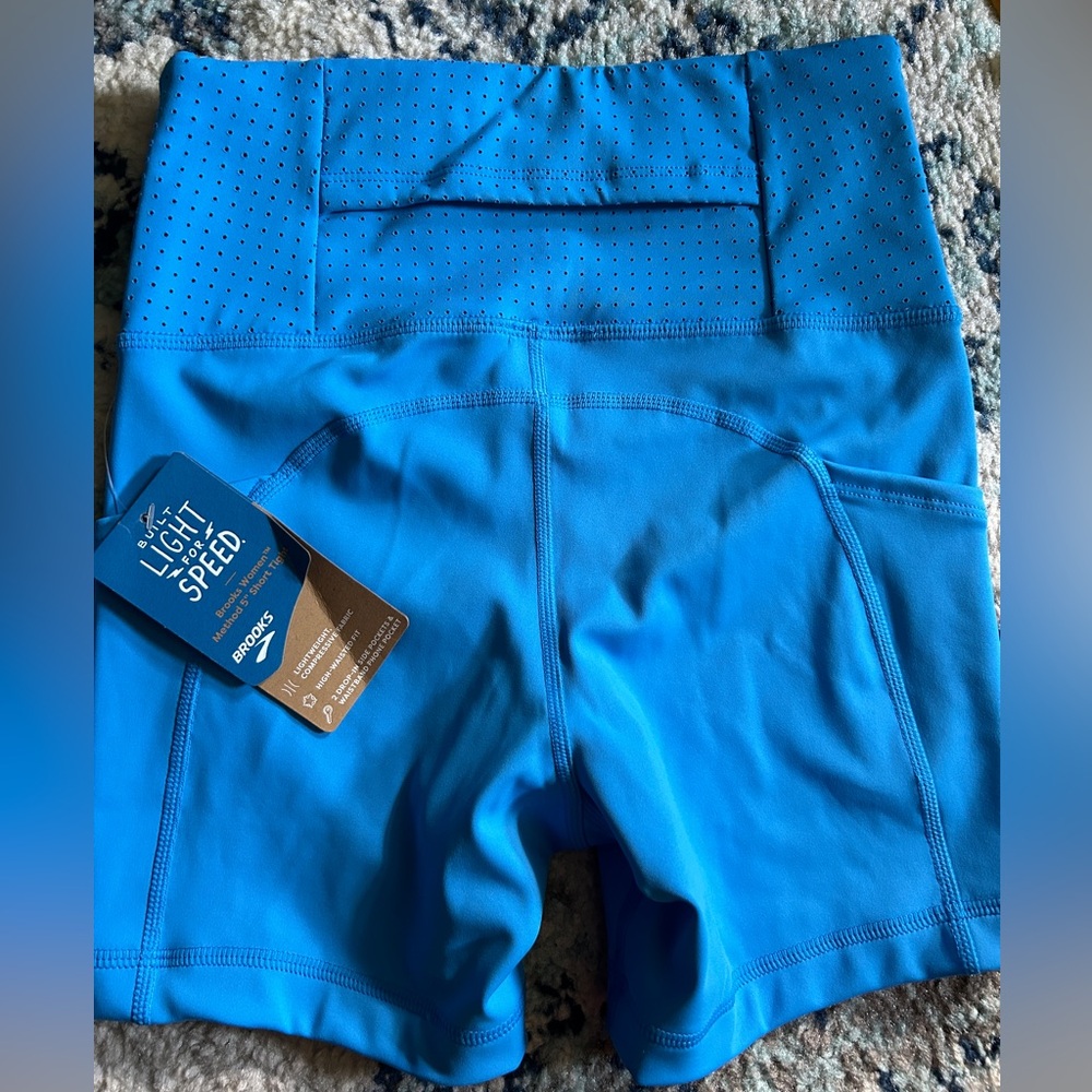 XS Brooks running/biking shorts NWT